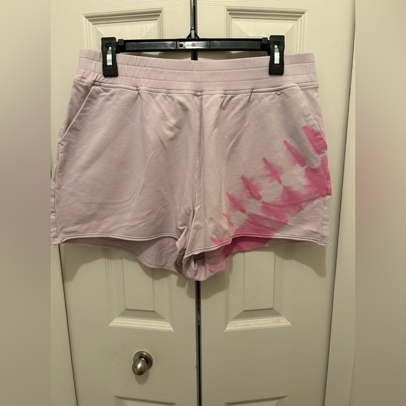 Gently worn- PJ shorts or lounging shorts. Super soft and comfy. Elastic waist - Picture 1 of 5